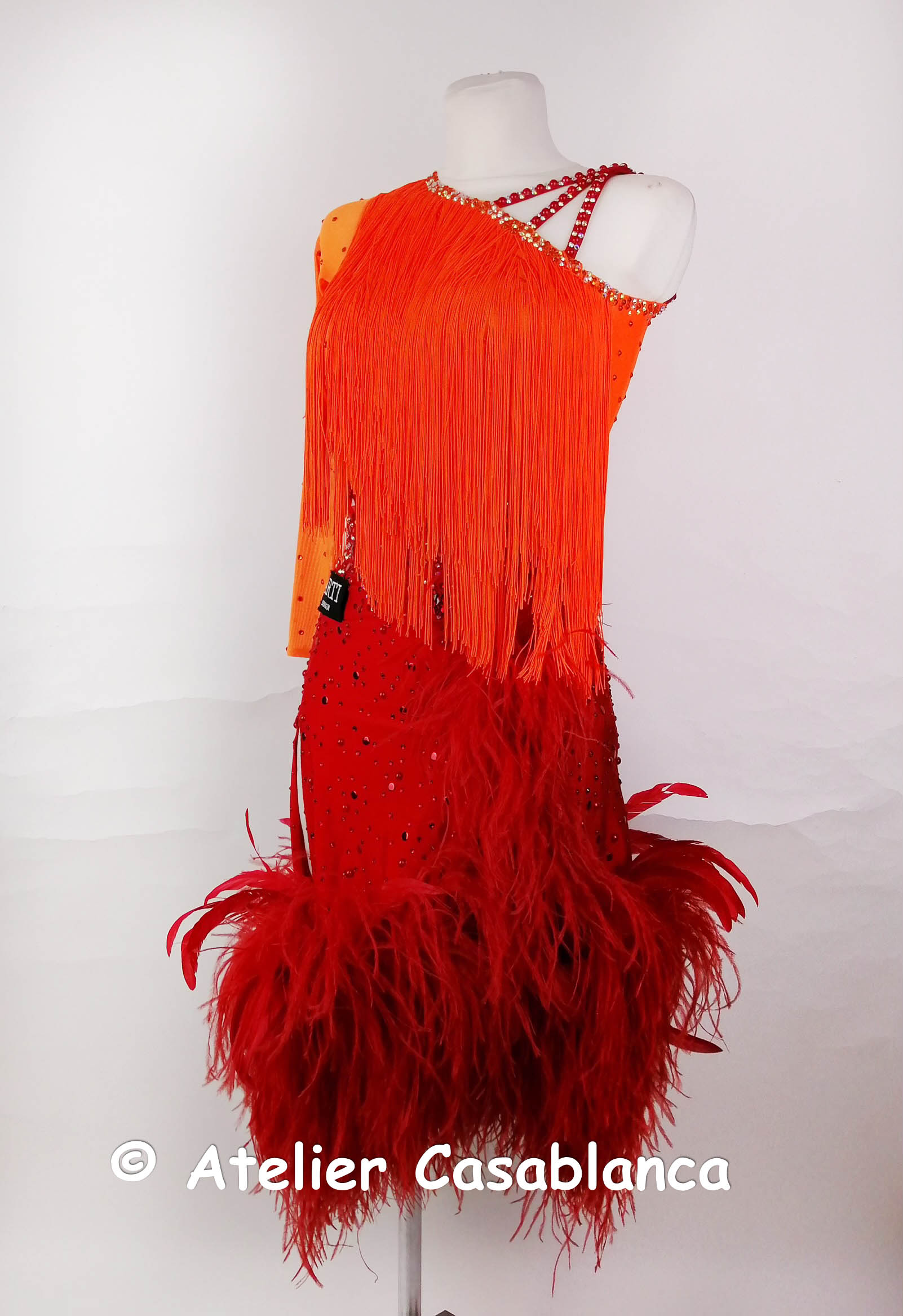 LK-FBC11 ロシアの最高級ブランド、「ARTI」のフリンジと羽が豪華なオレンジ＆赤のラテンドレス（５－７号）